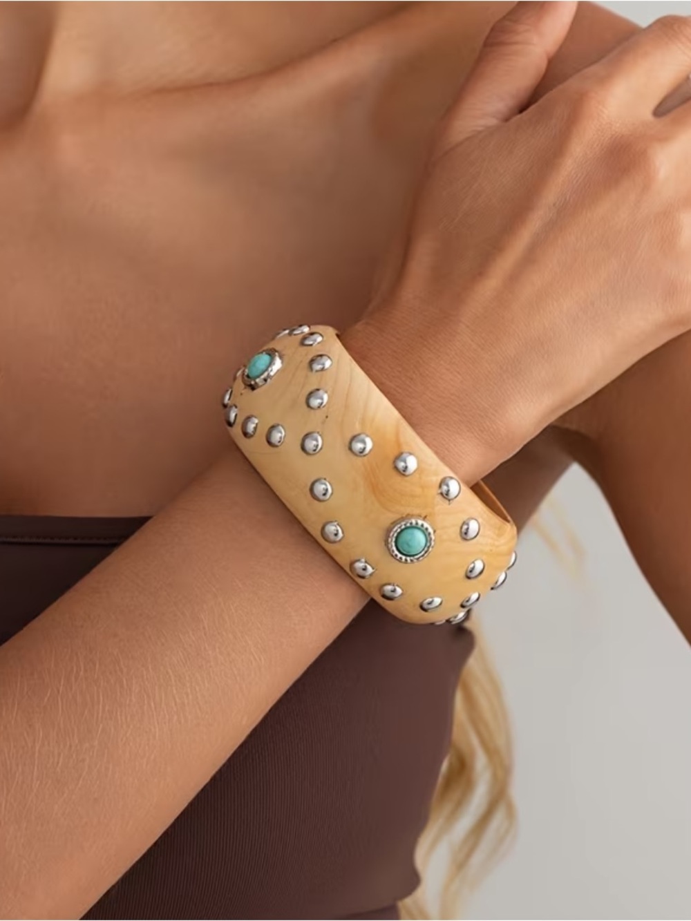 Studded Turquoise Accent Wood Bangle Bracelet - Bohemian Retro